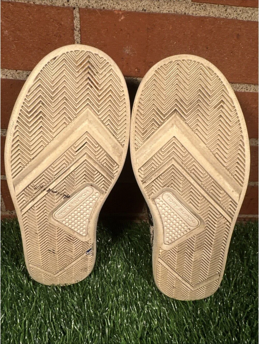 Tory Burch Howell Court Printed Tumbled Leather Sneaker Size 6M 8913-F20